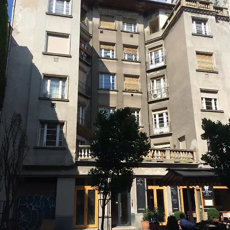 Apartment Tom's