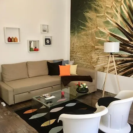 Tom's Apartment